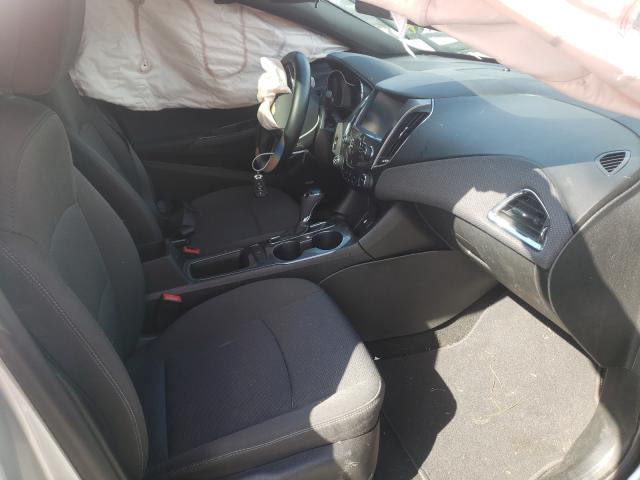 Photo 5 from auction – 2018 CHEVROLET CRUZE LT with VIN 3G1BE6SM8JS612740