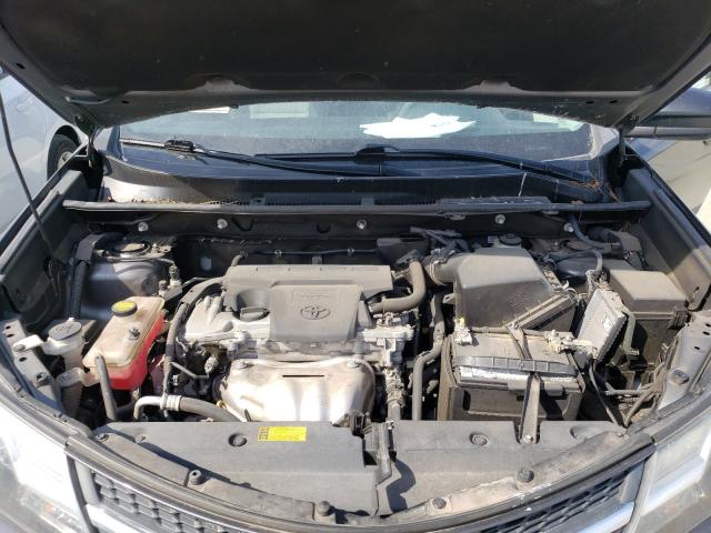 Photo 7 from auction – 2015 TOYOTA RAV4 LE with VIN 2T3ZFREV9FW146352