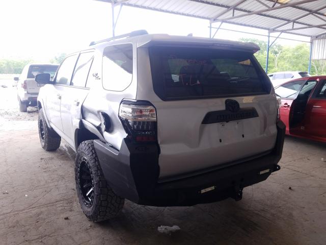 Photo 3 from auction – 2020 TOYOTA 4RUNNER SR with VIN JTEBU5JR1L5823031