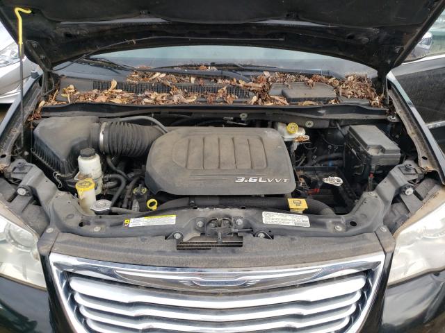 Photo 7 from auction – 2013 CHRYSLER TOWN & COU with VIN 2C4RC1CG3DR510867