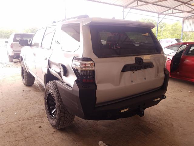 Photo 9 from auction – 2020 TOYOTA 4RUNNER SR with VIN JTEBU5JR1L5823031