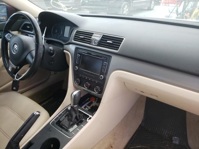 Photo 9 from auction – 2015 VOLKSWAGEN PASSAT with VIN 1VWAT7A3XFC107431