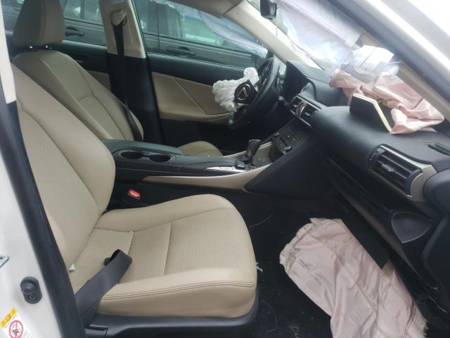 Photo 5 from auction – 2018 LEXUS IS 300 with VIN JTHC81D21J5033700