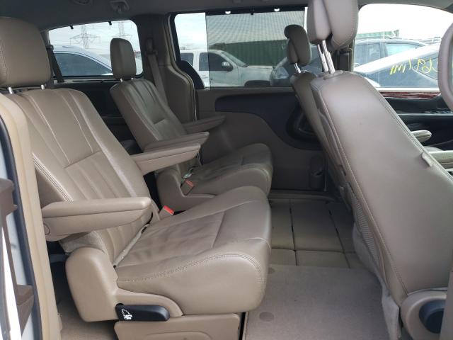 Photo 6 from auction – 2014 CHRYSLER TOWN & COU with VIN 2C4RC1BG1ER464815