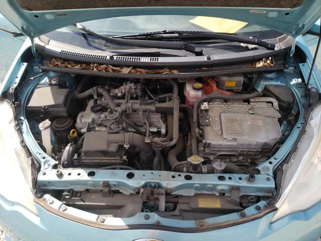 Photo 7 from auction – 2013 TOYOTA PRIUS C with VIN JTDKDTB37D1050688