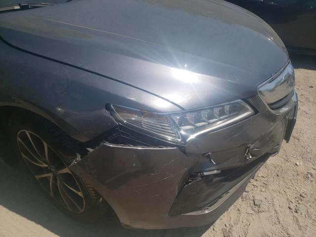 Photo 9 from auction – 2017 ACURA TLX TECH with VIN 19UUB3F59HA003213