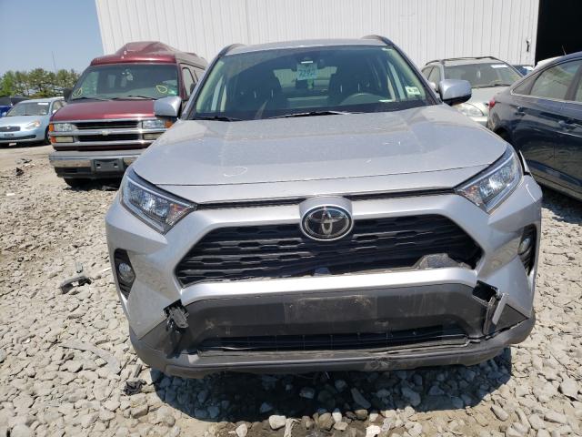 Photo 9 from auction – 2019 TOYOTA RAV4 XLE with VIN JTMP1RFV8KJ005558