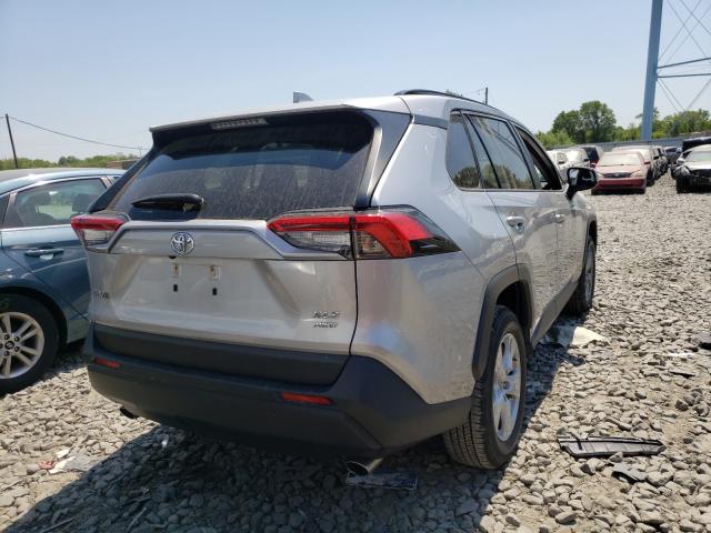 Photo 4 from auction – 2019 TOYOTA RAV4 XLE with VIN JTMP1RFV8KJ005558