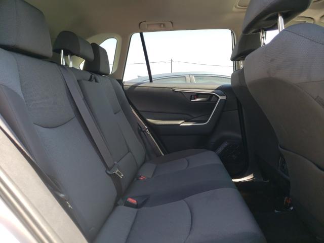 Photo 6 from auction – 2019 TOYOTA RAV4 XLE with VIN JTMP1RFV8KJ005558