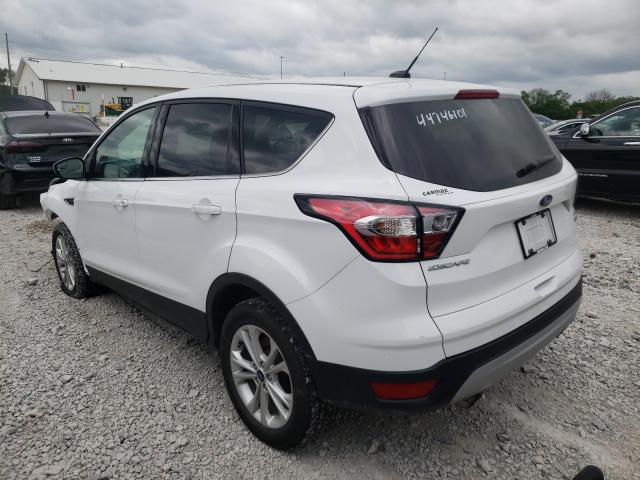 Photo 3 from auction – 2017 FORD ESCAPE SE with VIN 1FMCU0GD8HUC95603