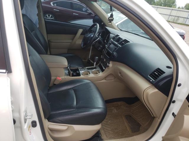 Photo 5 from auction – 2013 TOYOTA HIGHLANDER with VIN 5TDZA3EH1DS040434