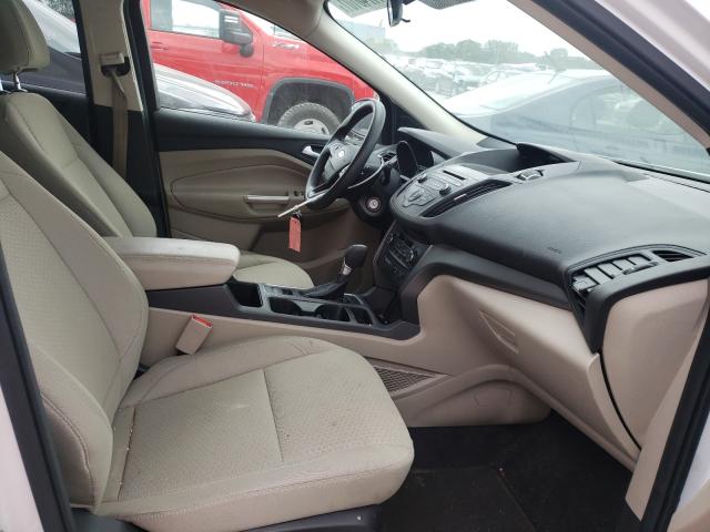Photo 5 from auction – 2017 FORD ESCAPE SE with VIN 1FMCU0GD8HUC95603