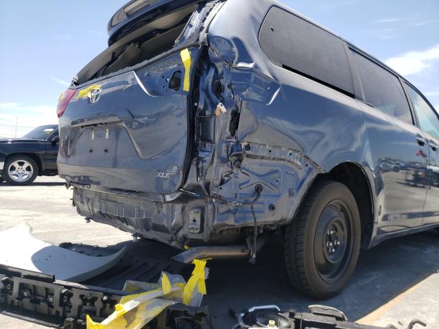 Photo 9 from auction – 2017 TOYOTA SIENNA XLE with VIN 5TDYZ3DC8HS854709