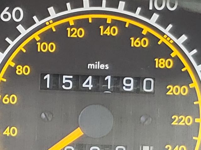 Photo 8 from auction – 1991 MERCEDES-BENZ 300 E with VIN WDBEA30D0MB330494