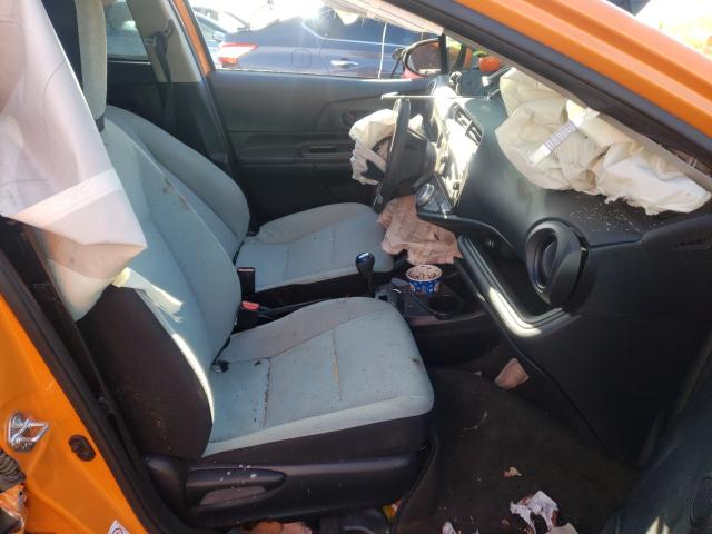 Photo 5 from auction – 2015 TOYOTA PRIUS C with VIN JTDKDTB39F1093352