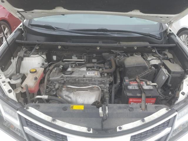 Photo 7 from auction – 2013 TOYOTA RAV4 LE with VIN 2T3BFREV0DW050866