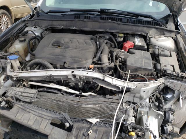 Photo 7 from auction – 2014 FORD FUSION SE with VIN 1FA6P0HD7E5370522