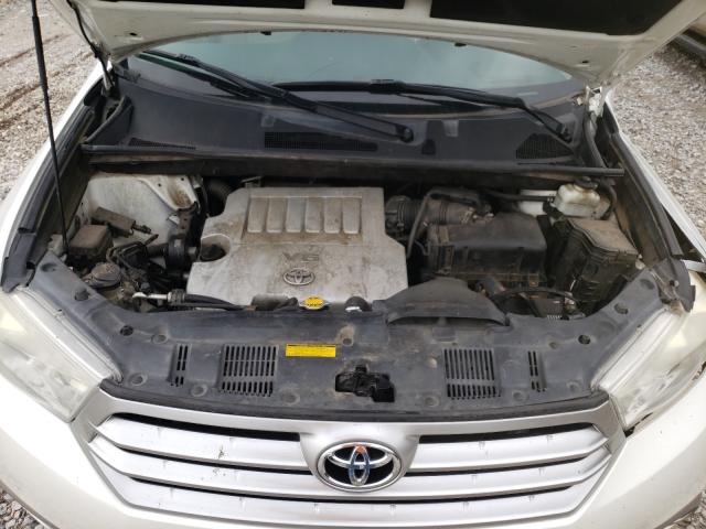 Photo 7 from auction – 2011 TOYOTA HIGHLANDER with VIN 5TDZK3EH7BS038519