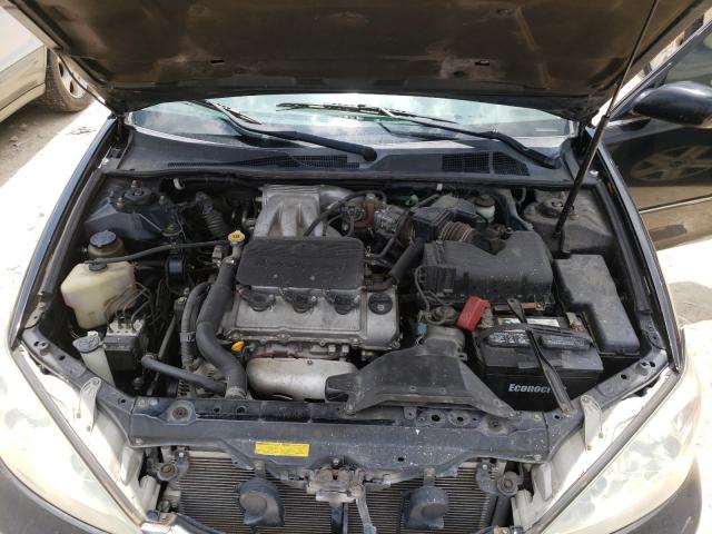Photo 7 from auction – 2003 TOYOTA CAMRY LE with VIN JTDBF32K230115727