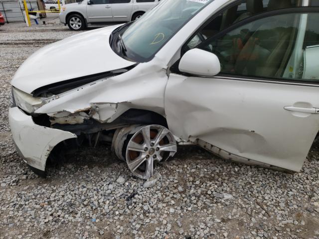 Photo 9 from auction – 2011 TOYOTA HIGHLANDER with VIN 5TDZK3EH7BS038519