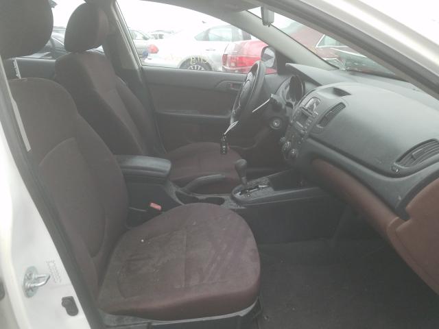 Photo 5 from auction – 2010 KIA FORTE EX with VIN KNAFU4A24A5057051