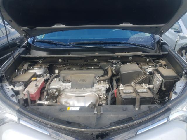 Photo 7 from auction – 2018 TOYOTA RAV4 LE with VIN 2T3ZFREV9JW429701