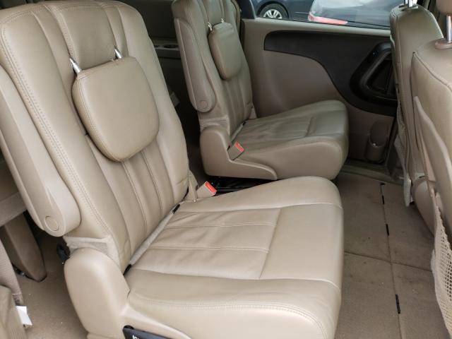 Photo 6 from auction – 2016 CHRYSLER TOWN & COU with VIN 2C4RC1BG7GR230665