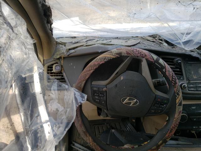 Photo 8 from auction – 2017 HYUNDAI TUCSON LIM with VIN KM8J3CA40HU293719
