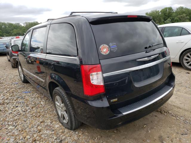 Photo 3 from auction – 2016 CHRYSLER TOWN & COU with VIN 2C4RC1BG7GR230665