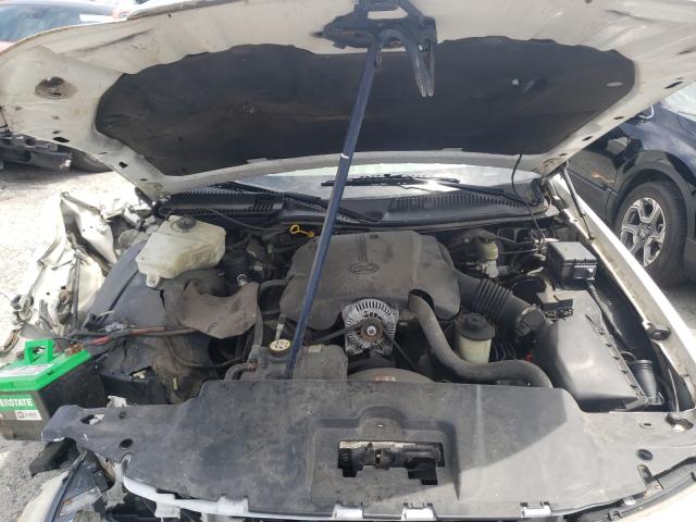 صورة رقم 7 من المزاد - 2002 LINCOLN TOWN CAR S مع VIN 1LNHM82WX2Y615744