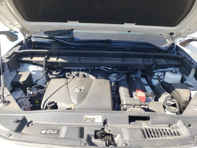 Photo 7 from auction – 2020 TOYOTA HIGHLANDER with VIN 5TDDZRBH9LS040657