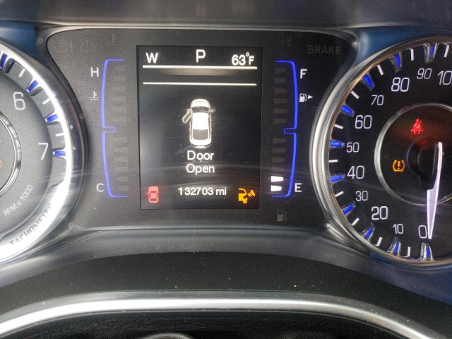 Photo 8 from auction – 2015 CHRYSLER 200 LIMITE with VIN 1C3CCCAB8FN744712