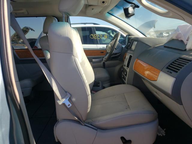 Photo 5 from auction – 2008 CHRYSLER TOWN & COU with VIN 2A8HR64X58R734937