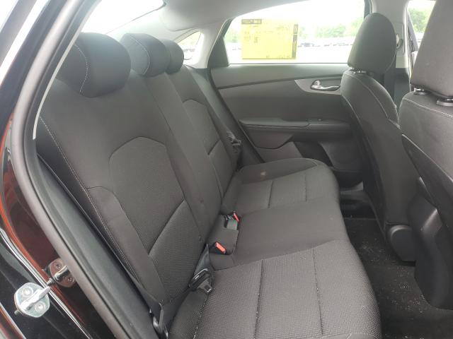 Photo 6 from auction – 2021 KIA FORTE FE with VIN 3KPF24AD1ME287455