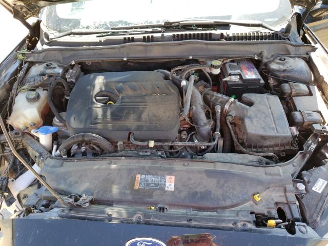 Photo 7 from auction – 2016 FORD FUSION SE with VIN 3FA6P0HD0GR228495