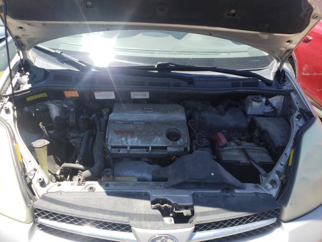 Photo 7 from auction – 2004 TOYOTA SIENNA XLE with VIN 5TDZA22C64S199288