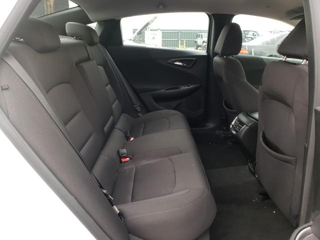 Photo 6 from auction – 2018 CHEVROLET MALIBU LT with VIN 1G1ZD5ST3JF152376