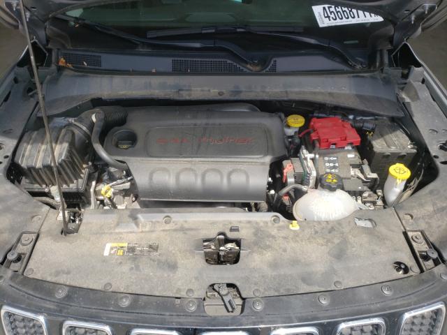 Photo 7 from auction – 2019 JEEP COMPASS LA with VIN 3C4NJCBB6KT700033