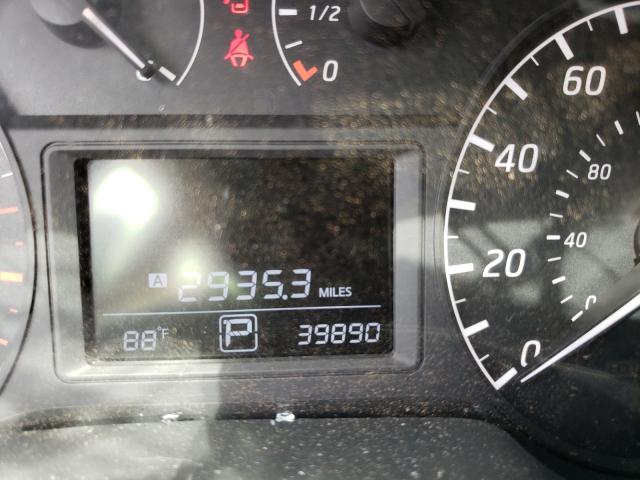 Photo 8 from auction – 2017 NISSAN SENTRA S with VIN 3N1AB7AP1HY302100