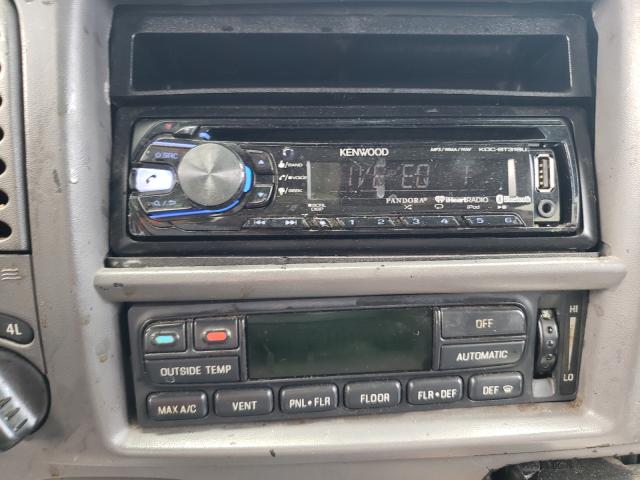 Photo 9 from auction – 2003 FORD F150 SUPER with VIN 1FTRW08683KC23393