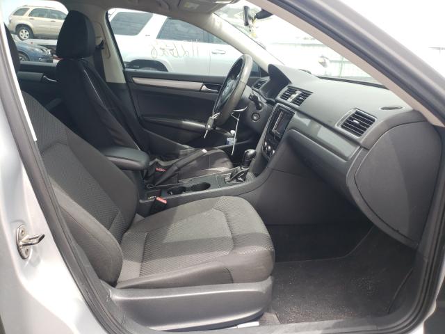 Photo 5 from auction – 2013 VOLKSWAGEN PASSAT S with VIN 1VWAP7A31DC049016