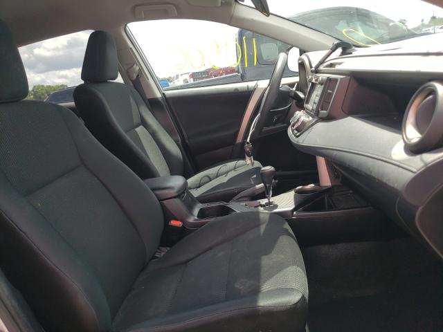 Photo 5 from auction – 2015 TOYOTA RAV4 LE with VIN 2T3ZFREV7FW229942
