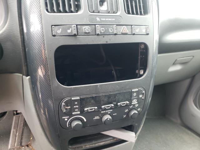 Photo 9 from auction – 2005 DODGE GRAND CARA with VIN 2D4GP44L85R210514
