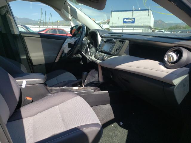 Photo 5 from auction – 2015 TOYOTA RAV4 with VIN 2T3RFREV3FW240579