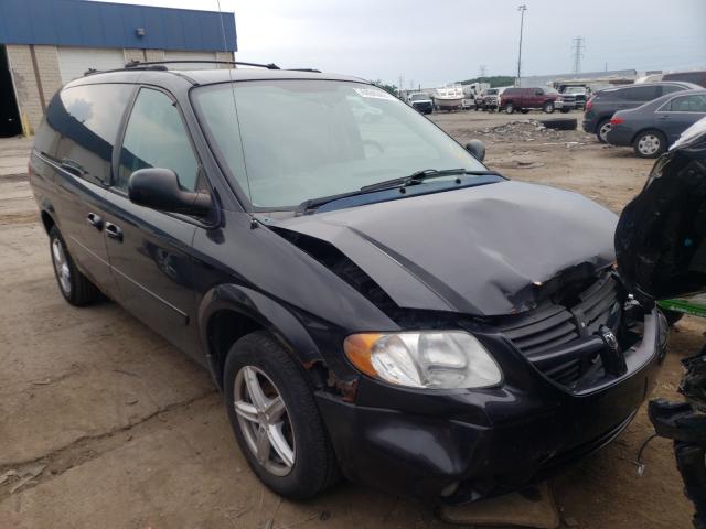 DODGE GRAND CARA 2005 with VIN 2D4GP44L85R210514 - Photo from auction