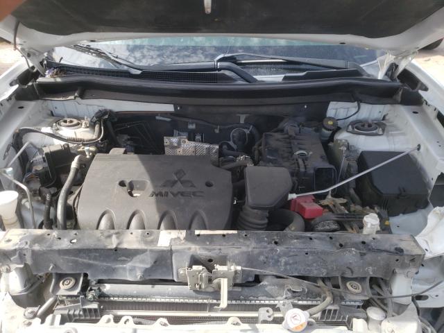 Photo 7 from auction – 2014 MITSUBISHI OUTLANDER with VIN JA4AZ3A33EZ018249