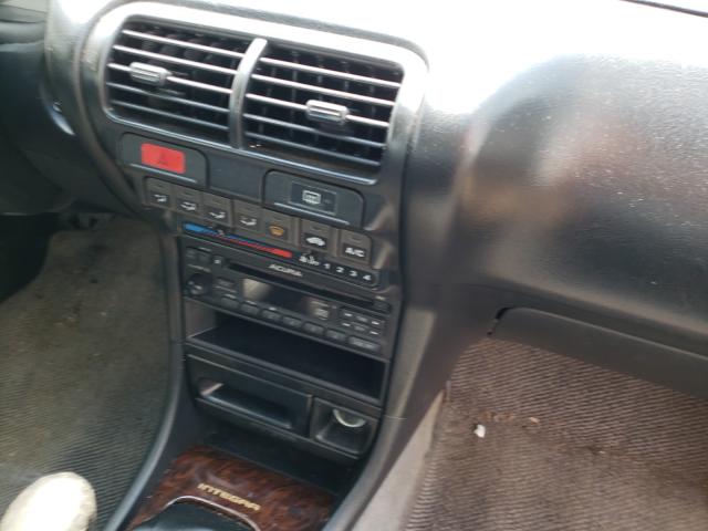 Photo 9 from auction – 1998 ACURA INTEGRA GS with VIN JH4DB7567WS004088