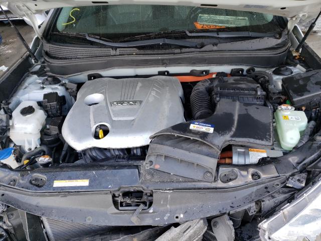 Photo 7 from auction – 2013 HYUNDAI SONATA HYB with VIN KMHEC4A41DA083245