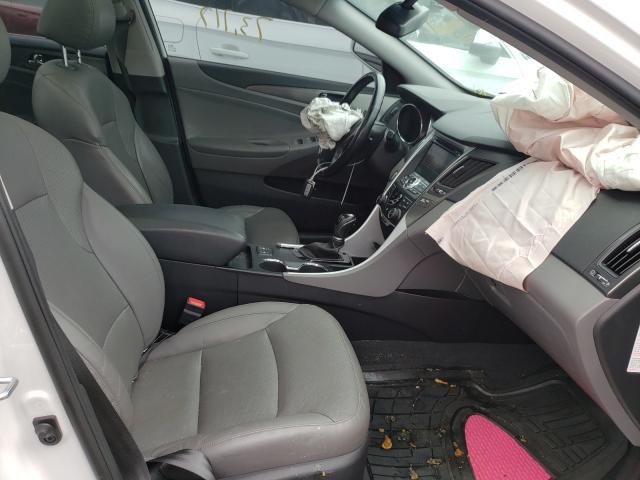 Photo 5 from auction – 2015 HYUNDAI SONATA HYB with VIN KMHEC4A44FA125538