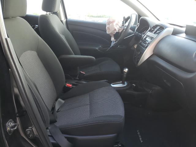 Photo 5 from auction – 2018 NISSAN VERSA S with VIN 3N1CN7AP6JL836826